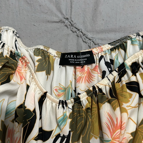 Zara Floral Bodysuit - Picture 2 of 2